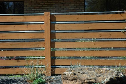 15 Awesome DIY Lawn Fencing Ideas | EASY DIY and CRAFTS