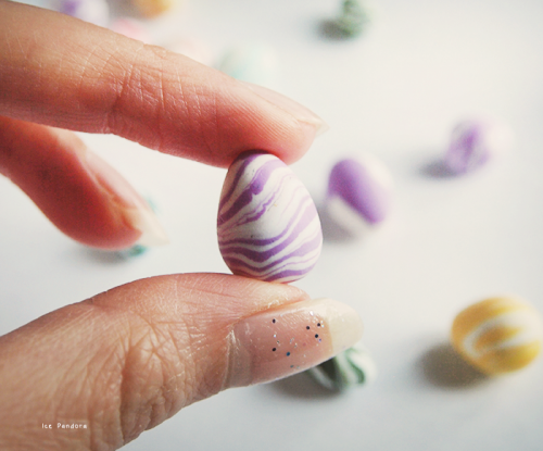 Cool DIY Marble Clay Eggs