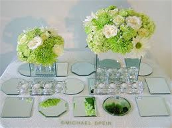 Stylish Mirrored Table Runner