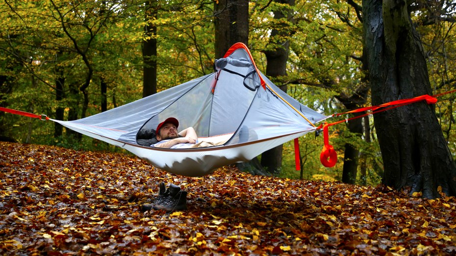 Outdoor Hanging Tree Tenting Ideas