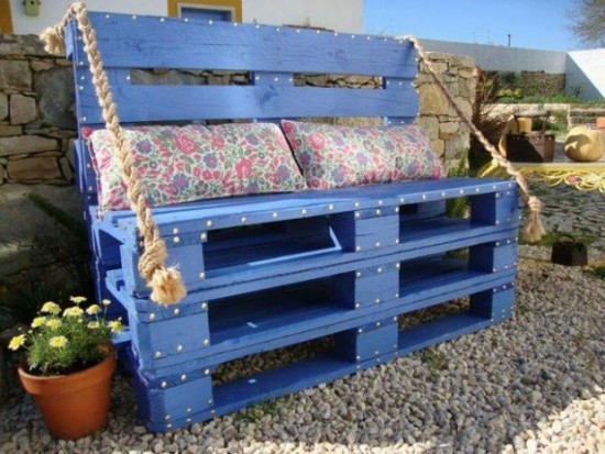 DIY Pallet Chairs