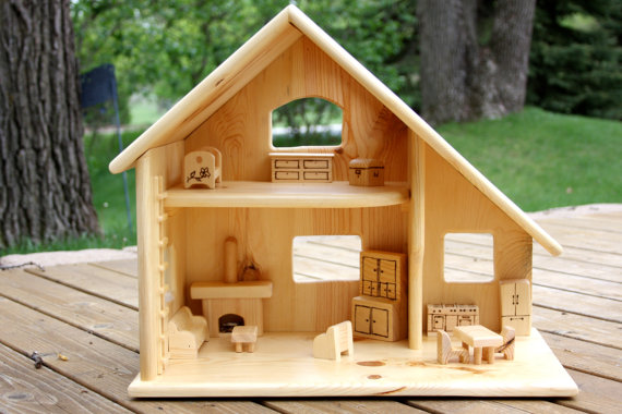 Amazing DIY Wooden Doll House Plans