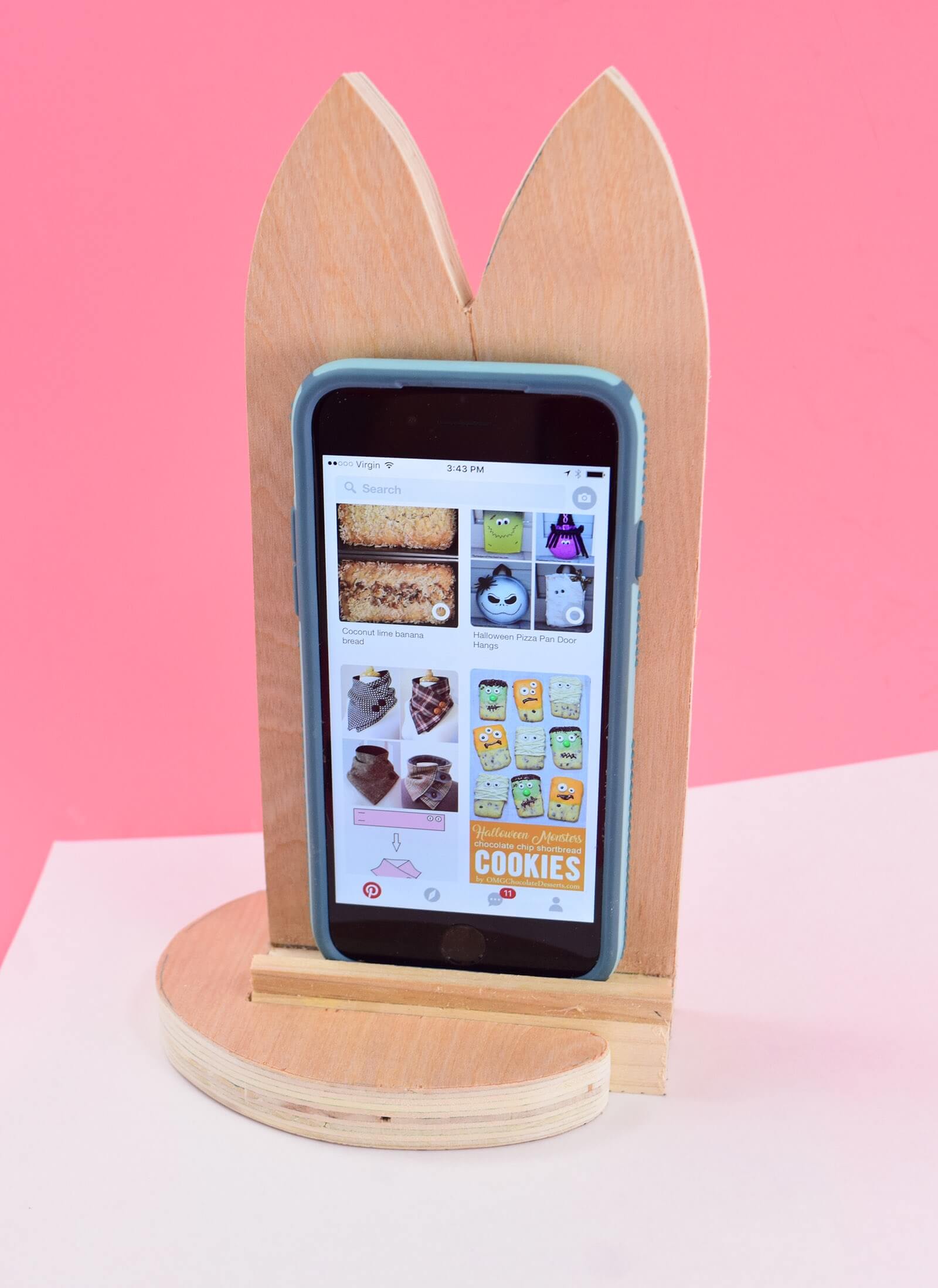 Amazing Homemade Cell Phone Holder DIYs