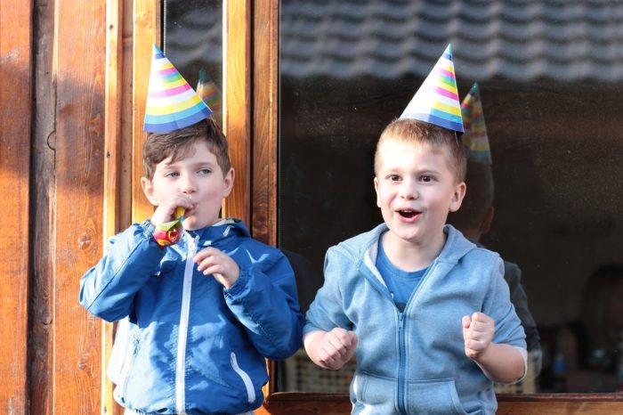 8 Kids Birthday Hat DIY Plans