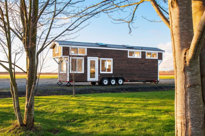 34ft Eco-Friendly Tiny House RV is Light-Filled with Generous Glazing