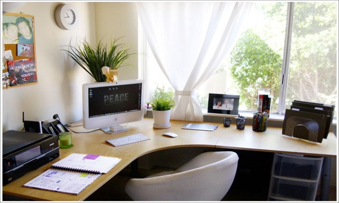 Easy DIY Desk Decor and Organization Ideas