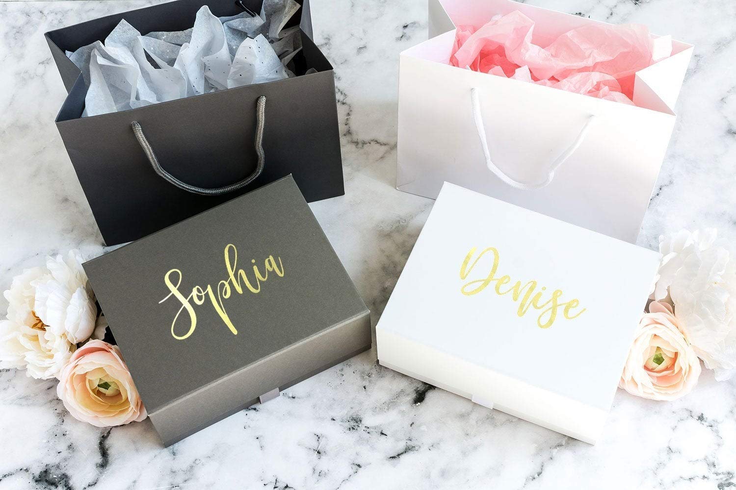 How to Buy Personalised and Monogrammed Gifts Online