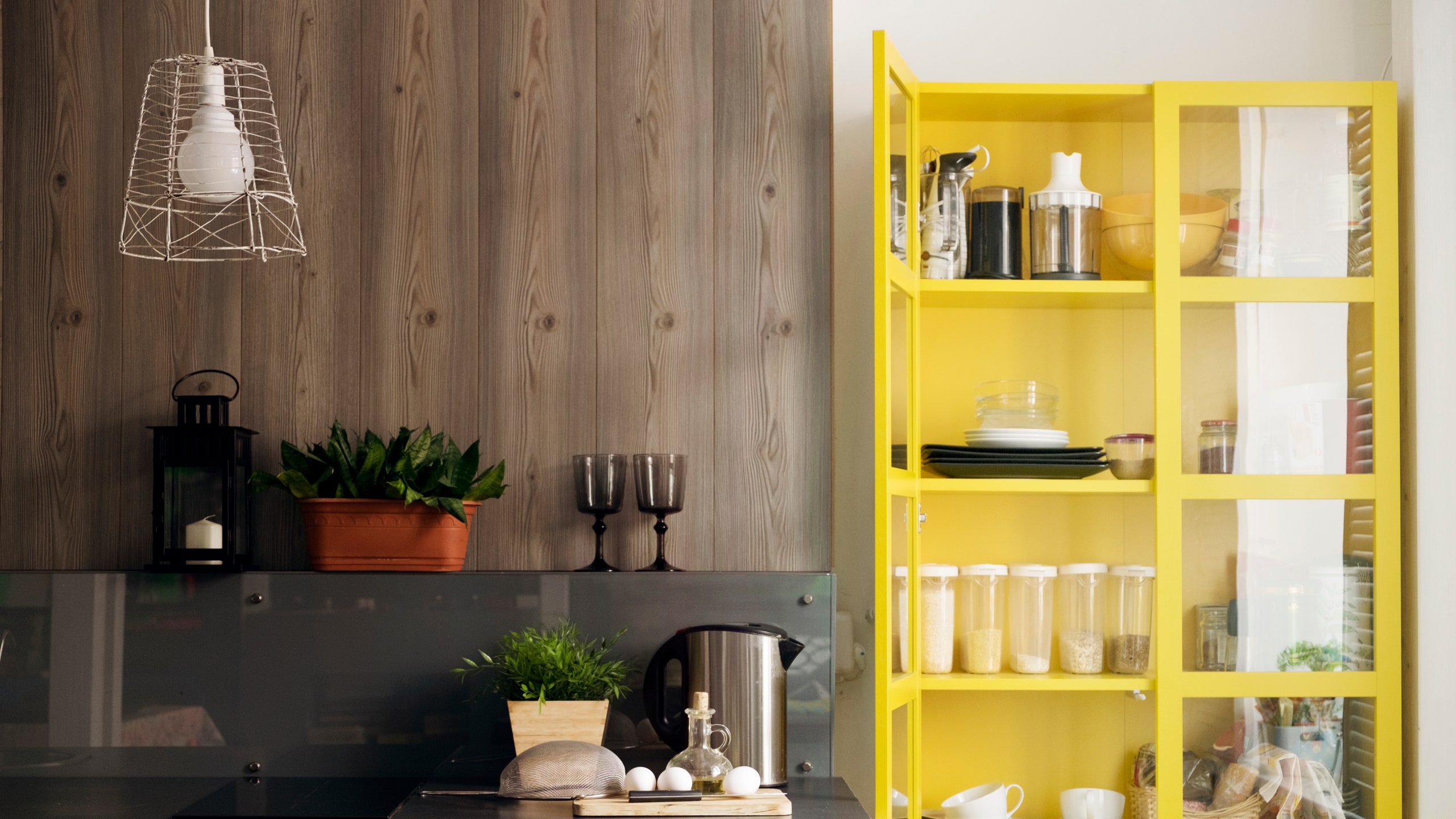 3 Clever Ways to Organize Your Kitchen