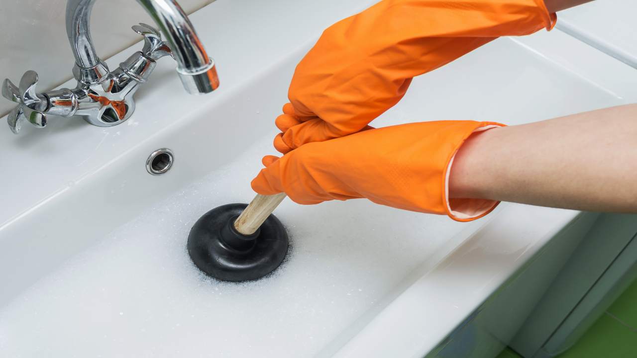 5 Plumbing Issues That Every Homeowners Should Fix At Earliest