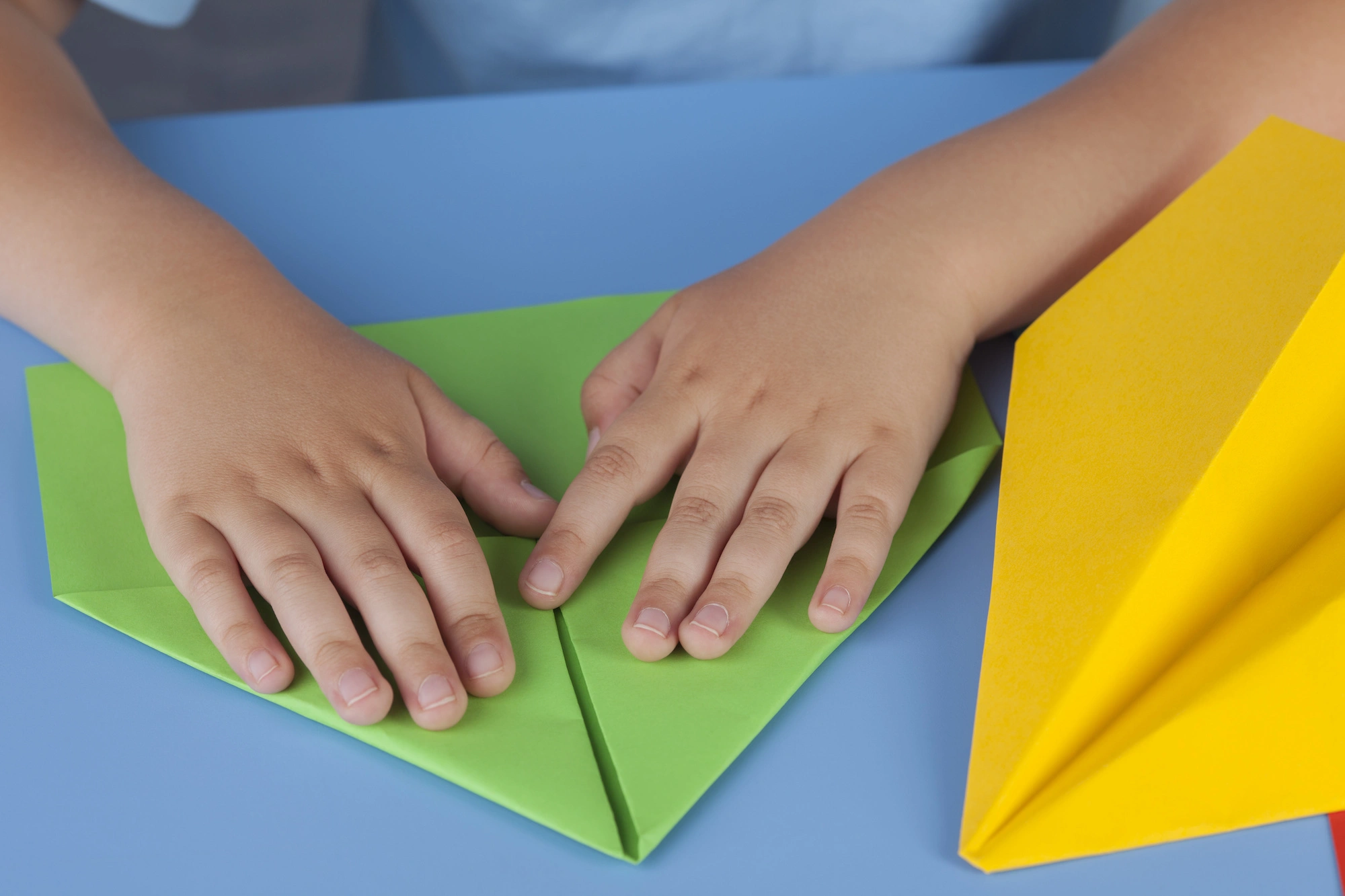 2 Ways to Make a Foldable DIY Paper Airplane