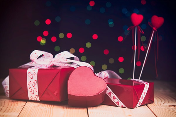 3 Romantic Gift Ideas for Your Partner