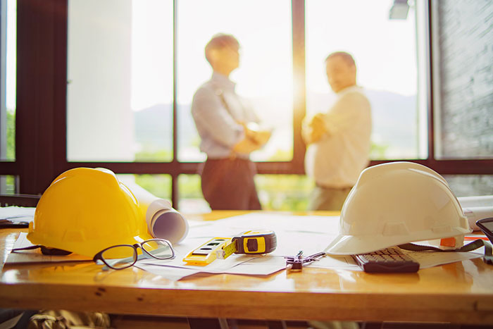 How to Select the Right General Contractor for Your Home