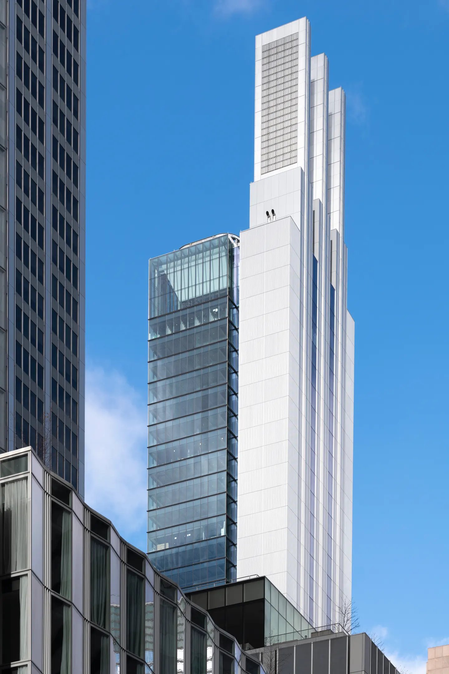 425 Park Avenue wears its Structure to Free Up Space