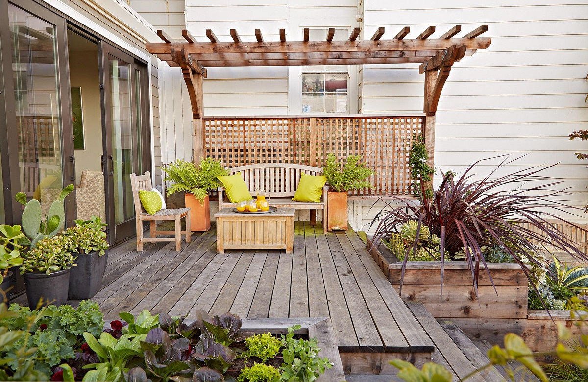 Brilliant Small Backyard Garden Ideas